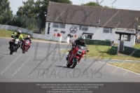 Vintage-motorcycle-club;eventdigitalimages;mallory-park;mallory-park-trackday-photographs;no-limits-trackdays;peter-wileman-photography;trackday-digital-images;trackday-photos;vmcc-festival-1000-bikes-photographs