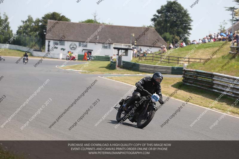 Vintage motorcycle club;eventdigitalimages;mallory park;mallory park trackday photographs;no limits trackdays;peter wileman photography;trackday digital images;trackday photos;vmcc festival 1000 bikes photographs