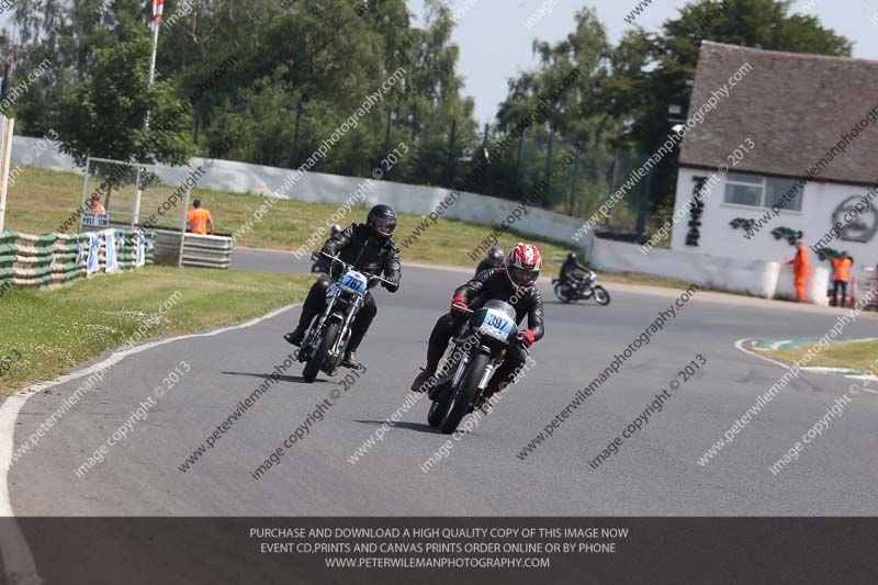 Vintage motorcycle club;eventdigitalimages;mallory park;mallory park trackday photographs;no limits trackdays;peter wileman photography;trackday digital images;trackday photos;vmcc festival 1000 bikes photographs