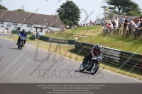 Vintage-motorcycle-club;eventdigitalimages;mallory-park;mallory-park-trackday-photographs;no-limits-trackdays;peter-wileman-photography;trackday-digital-images;trackday-photos;vmcc-festival-1000-bikes-photographs