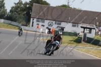Vintage-motorcycle-club;eventdigitalimages;mallory-park;mallory-park-trackday-photographs;no-limits-trackdays;peter-wileman-photography;trackday-digital-images;trackday-photos;vmcc-festival-1000-bikes-photographs