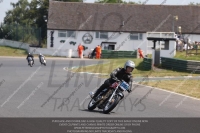 Vintage-motorcycle-club;eventdigitalimages;mallory-park;mallory-park-trackday-photographs;no-limits-trackdays;peter-wileman-photography;trackday-digital-images;trackday-photos;vmcc-festival-1000-bikes-photographs