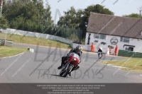 Vintage-motorcycle-club;eventdigitalimages;mallory-park;mallory-park-trackday-photographs;no-limits-trackdays;peter-wileman-photography;trackday-digital-images;trackday-photos;vmcc-festival-1000-bikes-photographs