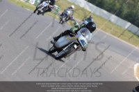 Vintage-motorcycle-club;eventdigitalimages;mallory-park;mallory-park-trackday-photographs;no-limits-trackdays;peter-wileman-photography;trackday-digital-images;trackday-photos;vmcc-festival-1000-bikes-photographs