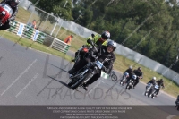 Vintage-motorcycle-club;eventdigitalimages;mallory-park;mallory-park-trackday-photographs;no-limits-trackdays;peter-wileman-photography;trackday-digital-images;trackday-photos;vmcc-festival-1000-bikes-photographs