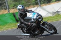 Vintage-motorcycle-club;eventdigitalimages;mallory-park;mallory-park-trackday-photographs;no-limits-trackdays;peter-wileman-photography;trackday-digital-images;trackday-photos;vmcc-festival-1000-bikes-photographs
