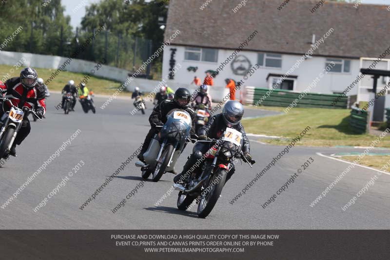 Vintage motorcycle club;eventdigitalimages;mallory park;mallory park trackday photographs;no limits trackdays;peter wileman photography;trackday digital images;trackday photos;vmcc festival 1000 bikes photographs