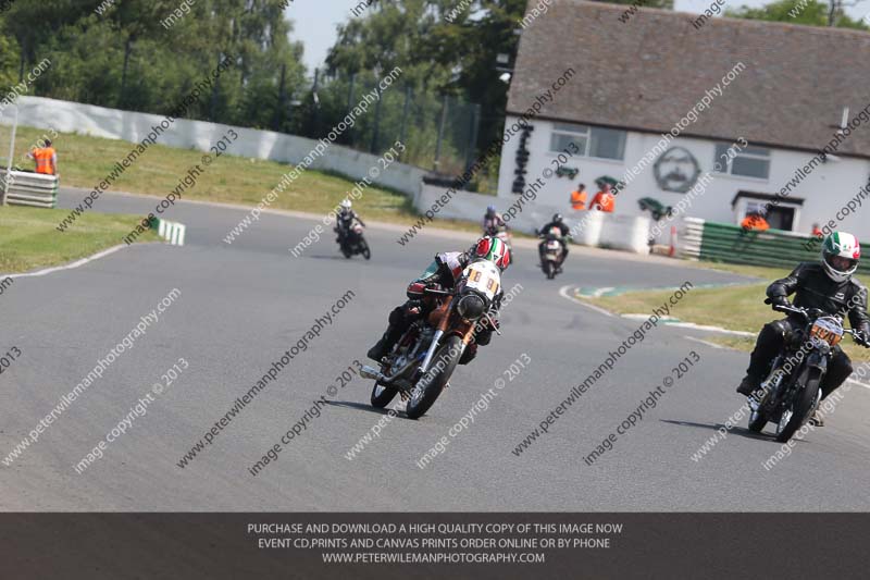 Vintage motorcycle club;eventdigitalimages;mallory park;mallory park trackday photographs;no limits trackdays;peter wileman photography;trackday digital images;trackday photos;vmcc festival 1000 bikes photographs