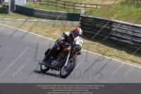 Vintage-motorcycle-club;eventdigitalimages;mallory-park;mallory-park-trackday-photographs;no-limits-trackdays;peter-wileman-photography;trackday-digital-images;trackday-photos;vmcc-festival-1000-bikes-photographs