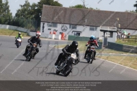 Vintage-motorcycle-club;eventdigitalimages;mallory-park;mallory-park-trackday-photographs;no-limits-trackdays;peter-wileman-photography;trackday-digital-images;trackday-photos;vmcc-festival-1000-bikes-photographs