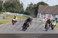 Vintage-motorcycle-club;eventdigitalimages;mallory-park;mallory-park-trackday-photographs;no-limits-trackdays;peter-wileman-photography;trackday-digital-images;trackday-photos;vmcc-festival-1000-bikes-photographs