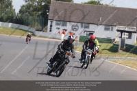 Vintage-motorcycle-club;eventdigitalimages;mallory-park;mallory-park-trackday-photographs;no-limits-trackdays;peter-wileman-photography;trackday-digital-images;trackday-photos;vmcc-festival-1000-bikes-photographs