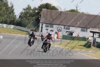 Vintage-motorcycle-club;eventdigitalimages;mallory-park;mallory-park-trackday-photographs;no-limits-trackdays;peter-wileman-photography;trackday-digital-images;trackday-photos;vmcc-festival-1000-bikes-photographs