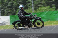 Vintage-motorcycle-club;eventdigitalimages;mallory-park;mallory-park-trackday-photographs;no-limits-trackdays;peter-wileman-photography;trackday-digital-images;trackday-photos;vmcc-festival-1000-bikes-photographs