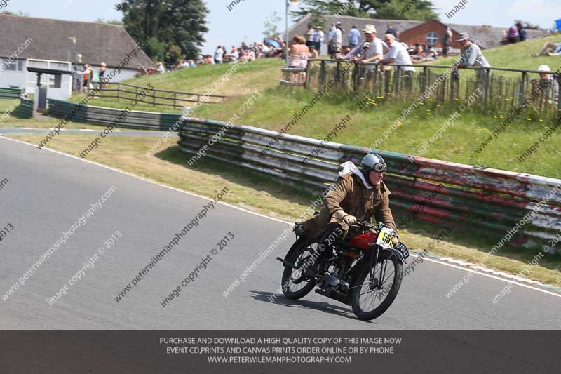 Vintage motorcycle club;eventdigitalimages;mallory park;mallory park trackday photographs;no limits trackdays;peter wileman photography;trackday digital images;trackday photos;vmcc festival 1000 bikes photographs