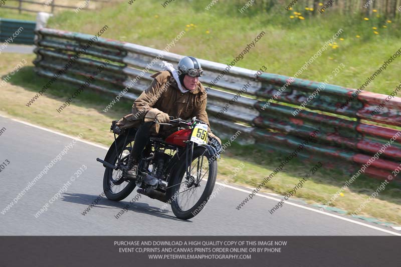 Vintage motorcycle club;eventdigitalimages;mallory park;mallory park trackday photographs;no limits trackdays;peter wileman photography;trackday digital images;trackday photos;vmcc festival 1000 bikes photographs