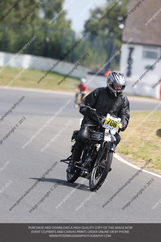 Vintage motorcycle club;eventdigitalimages;mallory park;mallory park trackday photographs;no limits trackdays;peter wileman photography;trackday digital images;trackday photos;vmcc festival 1000 bikes photographs