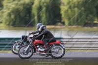 Vintage-motorcycle-club;eventdigitalimages;mallory-park;mallory-park-trackday-photographs;no-limits-trackdays;peter-wileman-photography;trackday-digital-images;trackday-photos;vmcc-festival-1000-bikes-photographs