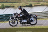 Vintage-motorcycle-club;eventdigitalimages;mallory-park;mallory-park-trackday-photographs;no-limits-trackdays;peter-wileman-photography;trackday-digital-images;trackday-photos;vmcc-festival-1000-bikes-photographs