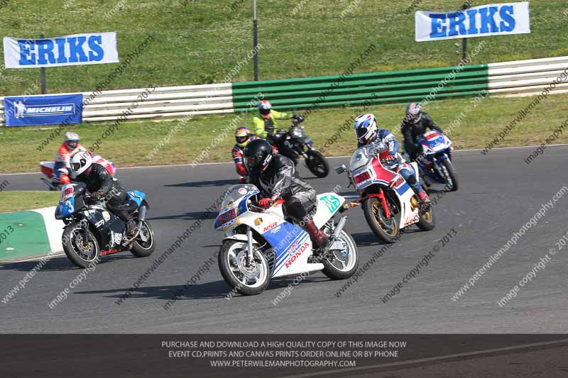 Vintage motorcycle club;eventdigitalimages;mallory park;mallory park trackday photographs;no limits trackdays;peter wileman photography;trackday digital images;trackday photos;vmcc festival 1000 bikes photographs