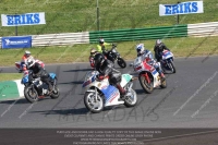 Vintage-motorcycle-club;eventdigitalimages;mallory-park;mallory-park-trackday-photographs;no-limits-trackdays;peter-wileman-photography;trackday-digital-images;trackday-photos;vmcc-festival-1000-bikes-photographs