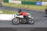 Vintage-motorcycle-club;eventdigitalimages;mallory-park;mallory-park-trackday-photographs;no-limits-trackdays;peter-wileman-photography;trackday-digital-images;trackday-photos;vmcc-festival-1000-bikes-photographs