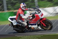 Vintage-motorcycle-club;eventdigitalimages;mallory-park;mallory-park-trackday-photographs;no-limits-trackdays;peter-wileman-photography;trackday-digital-images;trackday-photos;vmcc-festival-1000-bikes-photographs