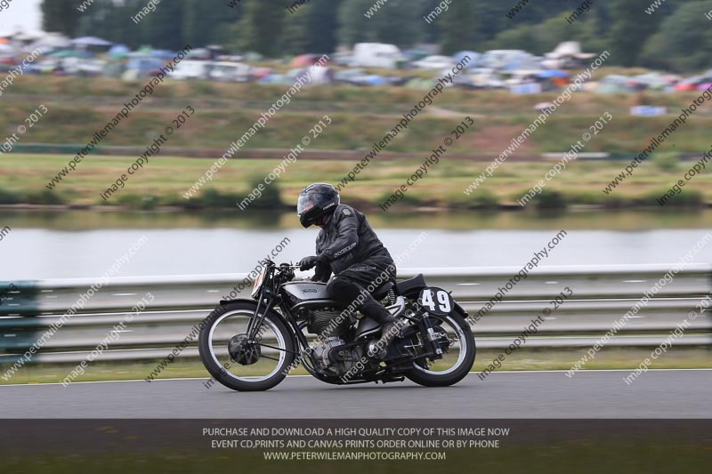 Vintage motorcycle club;eventdigitalimages;mallory park;mallory park trackday photographs;no limits trackdays;peter wileman photography;trackday digital images;trackday photos;vmcc festival 1000 bikes photographs