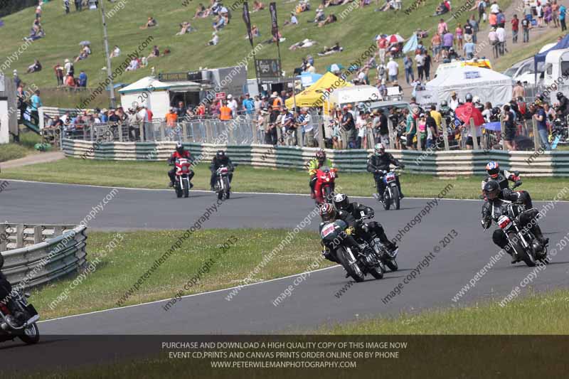 Vintage motorcycle club;eventdigitalimages;mallory park;mallory park trackday photographs;no limits trackdays;peter wileman photography;trackday digital images;trackday photos;vmcc festival 1000 bikes photographs