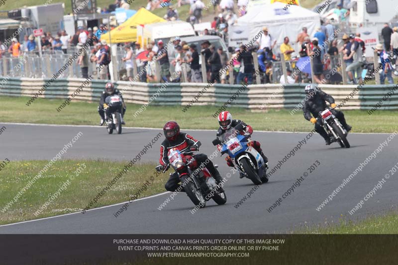 Vintage motorcycle club;eventdigitalimages;mallory park;mallory park trackday photographs;no limits trackdays;peter wileman photography;trackday digital images;trackday photos;vmcc festival 1000 bikes photographs