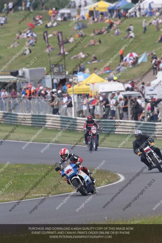 Vintage motorcycle club;eventdigitalimages;mallory park;mallory park trackday photographs;no limits trackdays;peter wileman photography;trackday digital images;trackday photos;vmcc festival 1000 bikes photographs