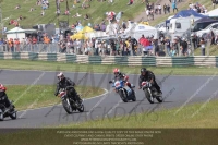 Vintage-motorcycle-club;eventdigitalimages;mallory-park;mallory-park-trackday-photographs;no-limits-trackdays;peter-wileman-photography;trackday-digital-images;trackday-photos;vmcc-festival-1000-bikes-photographs