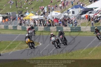 Vintage-motorcycle-club;eventdigitalimages;mallory-park;mallory-park-trackday-photographs;no-limits-trackdays;peter-wileman-photography;trackday-digital-images;trackday-photos;vmcc-festival-1000-bikes-photographs