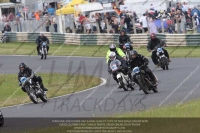 Vintage-motorcycle-club;eventdigitalimages;mallory-park;mallory-park-trackday-photographs;no-limits-trackdays;peter-wileman-photography;trackday-digital-images;trackday-photos;vmcc-festival-1000-bikes-photographs