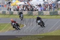 Vintage-motorcycle-club;eventdigitalimages;mallory-park;mallory-park-trackday-photographs;no-limits-trackdays;peter-wileman-photography;trackday-digital-images;trackday-photos;vmcc-festival-1000-bikes-photographs