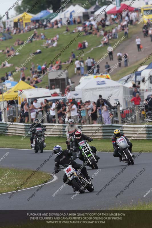 Vintage motorcycle club;eventdigitalimages;mallory park;mallory park trackday photographs;no limits trackdays;peter wileman photography;trackday digital images;trackday photos;vmcc festival 1000 bikes photographs