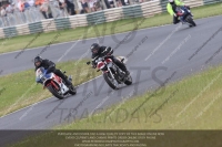 Vintage-motorcycle-club;eventdigitalimages;mallory-park;mallory-park-trackday-photographs;no-limits-trackdays;peter-wileman-photography;trackday-digital-images;trackday-photos;vmcc-festival-1000-bikes-photographs