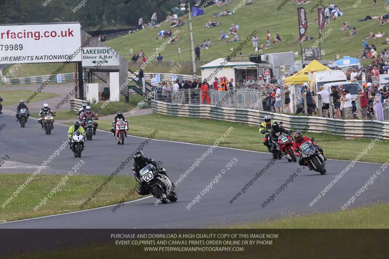 Vintage motorcycle club;eventdigitalimages;mallory park;mallory park trackday photographs;no limits trackdays;peter wileman photography;trackday digital images;trackday photos;vmcc festival 1000 bikes photographs