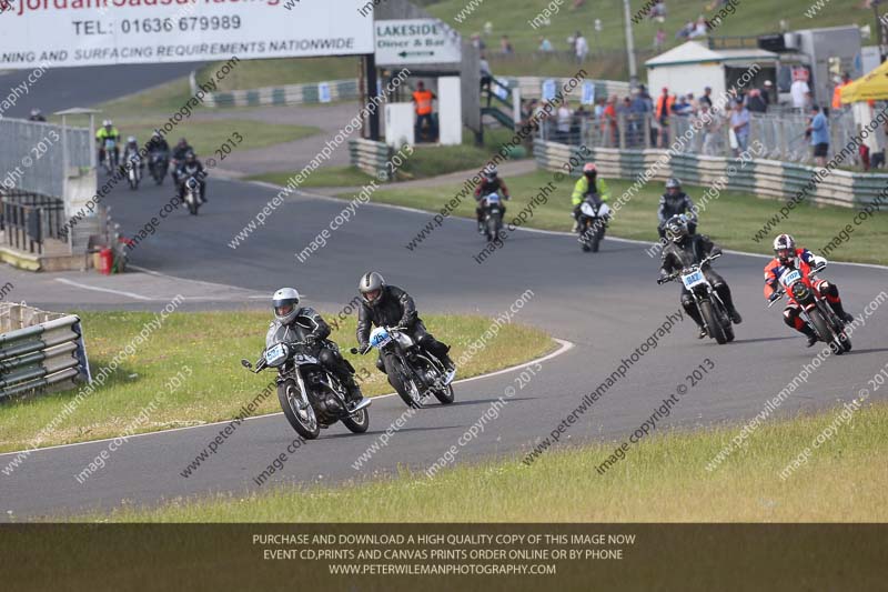 Vintage motorcycle club;eventdigitalimages;mallory park;mallory park trackday photographs;no limits trackdays;peter wileman photography;trackday digital images;trackday photos;vmcc festival 1000 bikes photographs