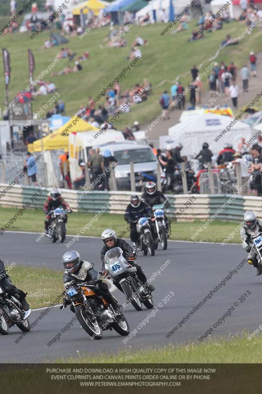 Vintage motorcycle club;eventdigitalimages;mallory park;mallory park trackday photographs;no limits trackdays;peter wileman photography;trackday digital images;trackday photos;vmcc festival 1000 bikes photographs