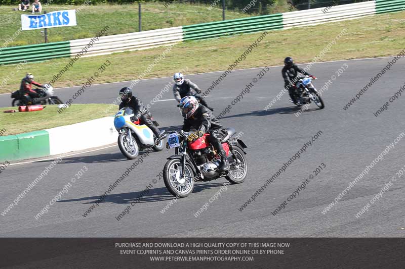 Vintage motorcycle club;eventdigitalimages;mallory park;mallory park trackday photographs;no limits trackdays;peter wileman photography;trackday digital images;trackday photos;vmcc festival 1000 bikes photographs