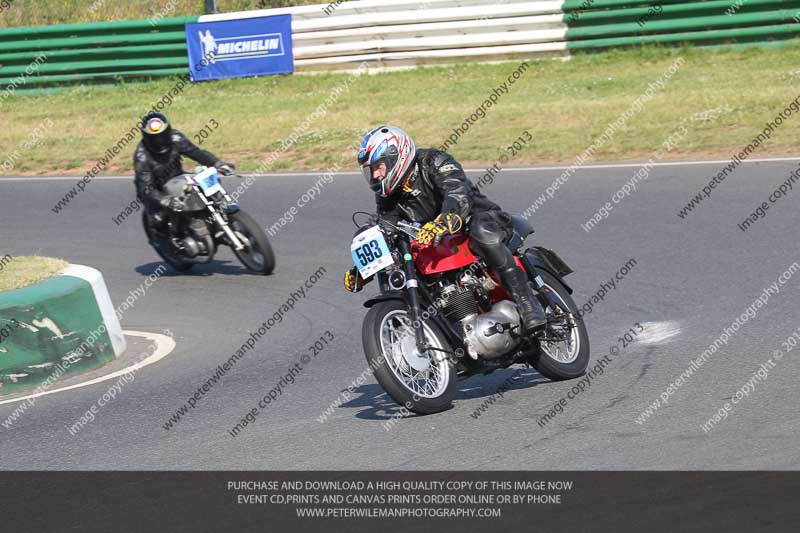 Vintage motorcycle club;eventdigitalimages;mallory park;mallory park trackday photographs;no limits trackdays;peter wileman photography;trackday digital images;trackday photos;vmcc festival 1000 bikes photographs