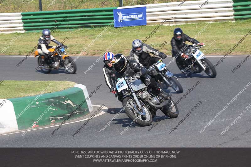 Vintage motorcycle club;eventdigitalimages;mallory park;mallory park trackday photographs;no limits trackdays;peter wileman photography;trackday digital images;trackday photos;vmcc festival 1000 bikes photographs