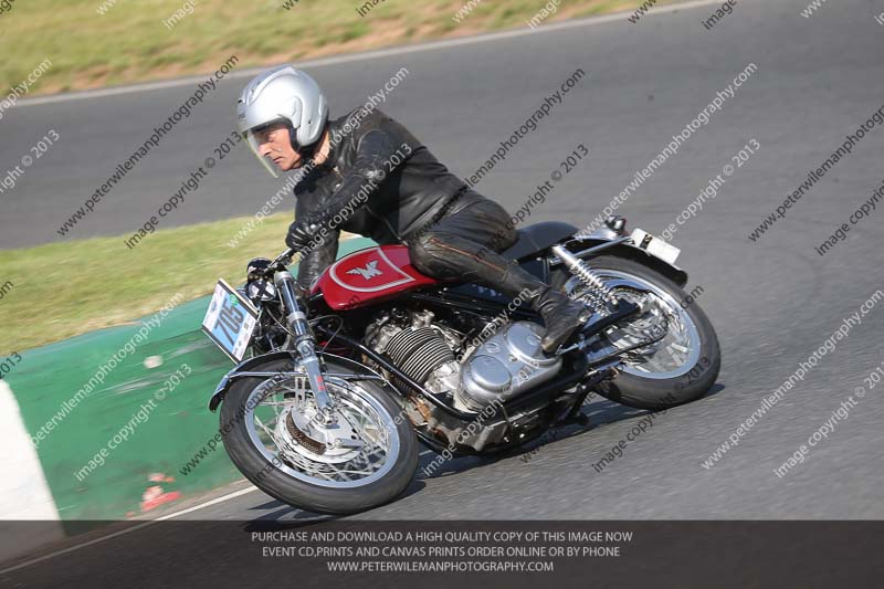 Vintage motorcycle club;eventdigitalimages;mallory park;mallory park trackday photographs;no limits trackdays;peter wileman photography;trackday digital images;trackday photos;vmcc festival 1000 bikes photographs