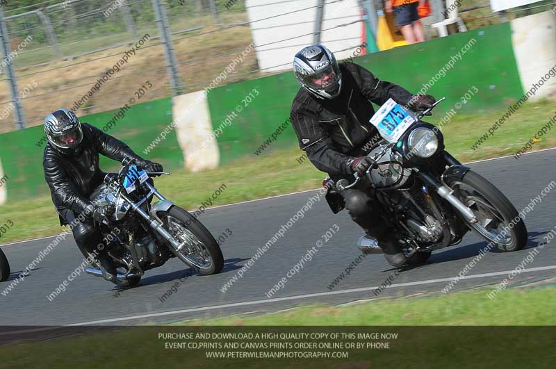 Vintage motorcycle club;eventdigitalimages;mallory park;mallory park trackday photographs;no limits trackdays;peter wileman photography;trackday digital images;trackday photos;vmcc festival 1000 bikes photographs