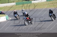 Vintage-motorcycle-club;eventdigitalimages;mallory-park;mallory-park-trackday-photographs;no-limits-trackdays;peter-wileman-photography;trackday-digital-images;trackday-photos;vmcc-festival-1000-bikes-photographs