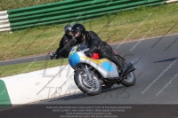 Vintage-motorcycle-club;eventdigitalimages;mallory-park;mallory-park-trackday-photographs;no-limits-trackdays;peter-wileman-photography;trackday-digital-images;trackday-photos;vmcc-festival-1000-bikes-photographs