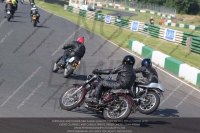 Vintage-motorcycle-club;eventdigitalimages;mallory-park;mallory-park-trackday-photographs;no-limits-trackdays;peter-wileman-photography;trackday-digital-images;trackday-photos;vmcc-festival-1000-bikes-photographs