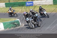 Vintage-motorcycle-club;eventdigitalimages;mallory-park;mallory-park-trackday-photographs;no-limits-trackdays;peter-wileman-photography;trackday-digital-images;trackday-photos;vmcc-festival-1000-bikes-photographs