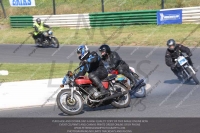 Vintage-motorcycle-club;eventdigitalimages;mallory-park;mallory-park-trackday-photographs;no-limits-trackdays;peter-wileman-photography;trackday-digital-images;trackday-photos;vmcc-festival-1000-bikes-photographs